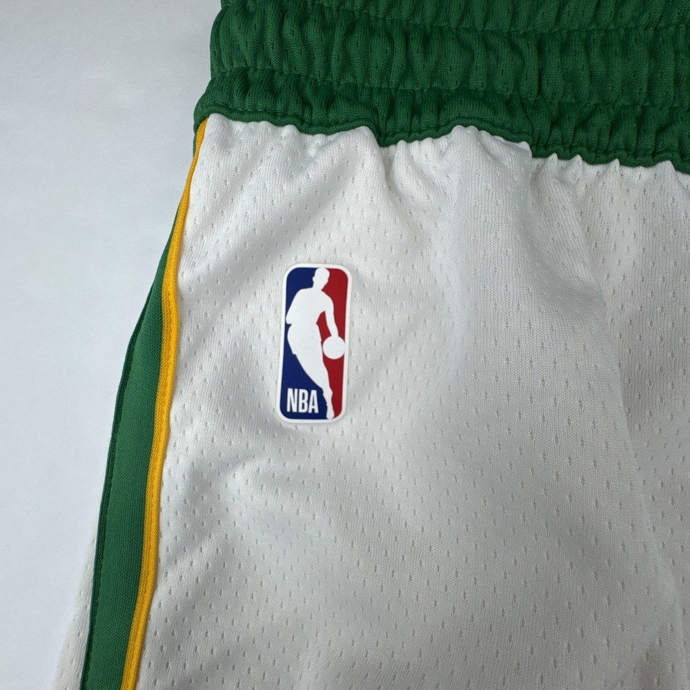 Nike NBA Boston Celtics 2017-18 City Edition Swingman Shorts NWT 3XL 912078-100 - Picture 5 of 14